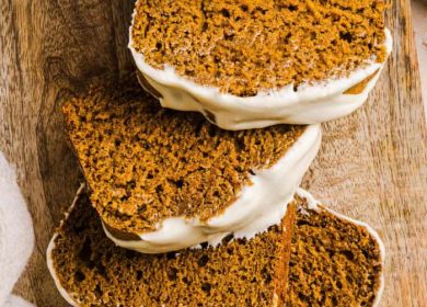 The BEST Healthy Pumpkin Bread